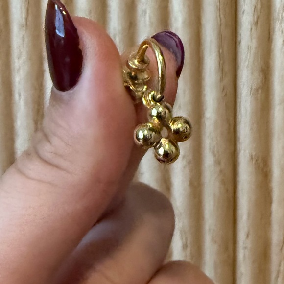 Louis Vuitton boucle d'oreille earrings - Picture 3 of 4